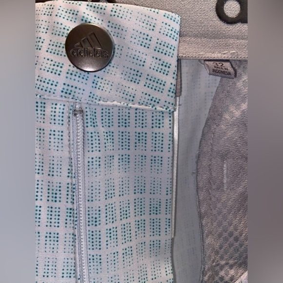 2/49$ Men’s ADIDAS light blue‎ stretchy anti slip Golf shorts size 32 - Picture 4 of 10